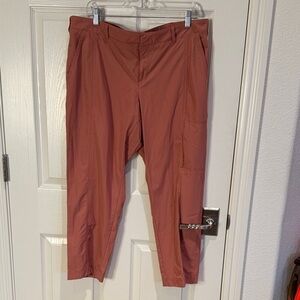 Kirkland Signature Women's Cargo Pants in Rust